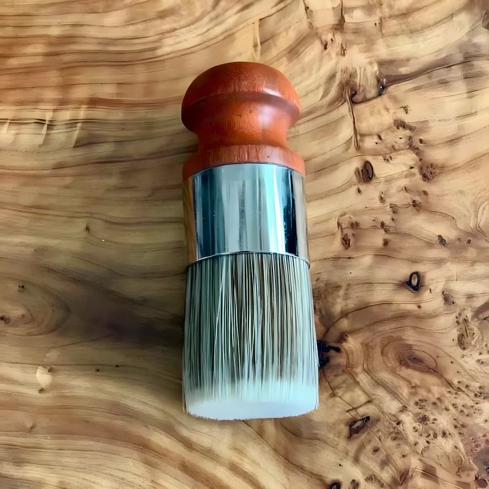 LeatherGlow – Old leather shines like new again!