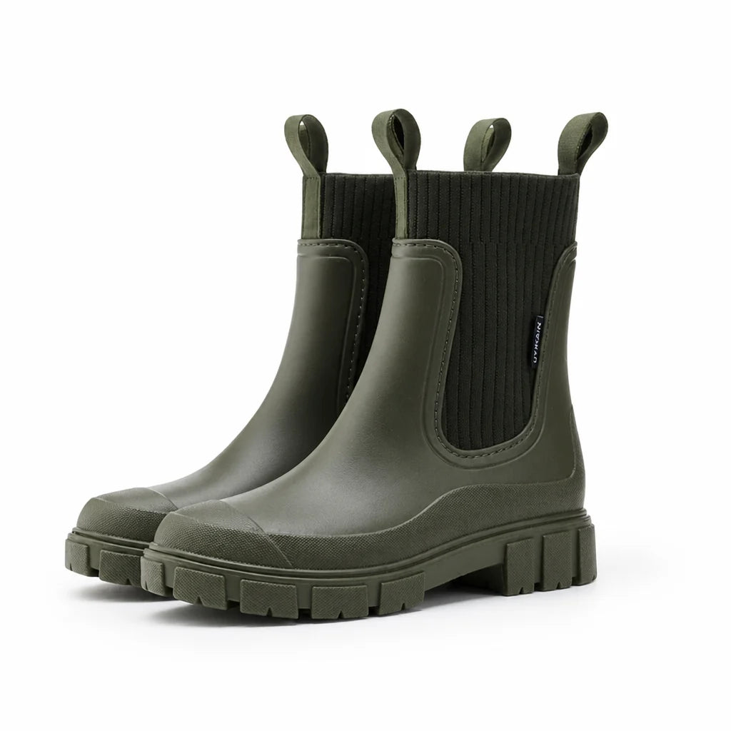 Waterproof Chelsea Boots with Non-Slip Sole and Slip-On Design