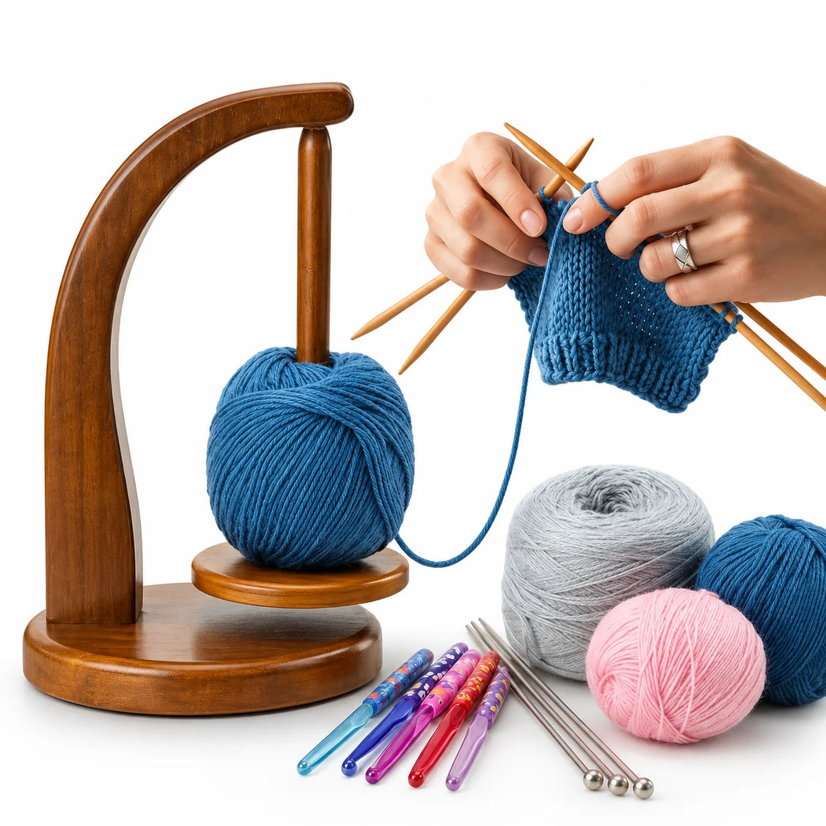 YarnMaster Wooden Yarn Winder with 360° Rotation Function