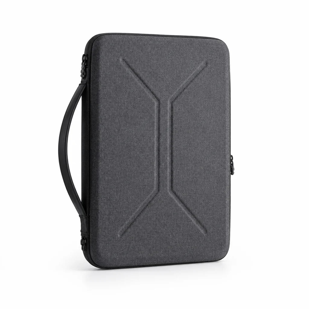 Water-resistant, padded tablet case with zipper (13.3 inch/33 cm)