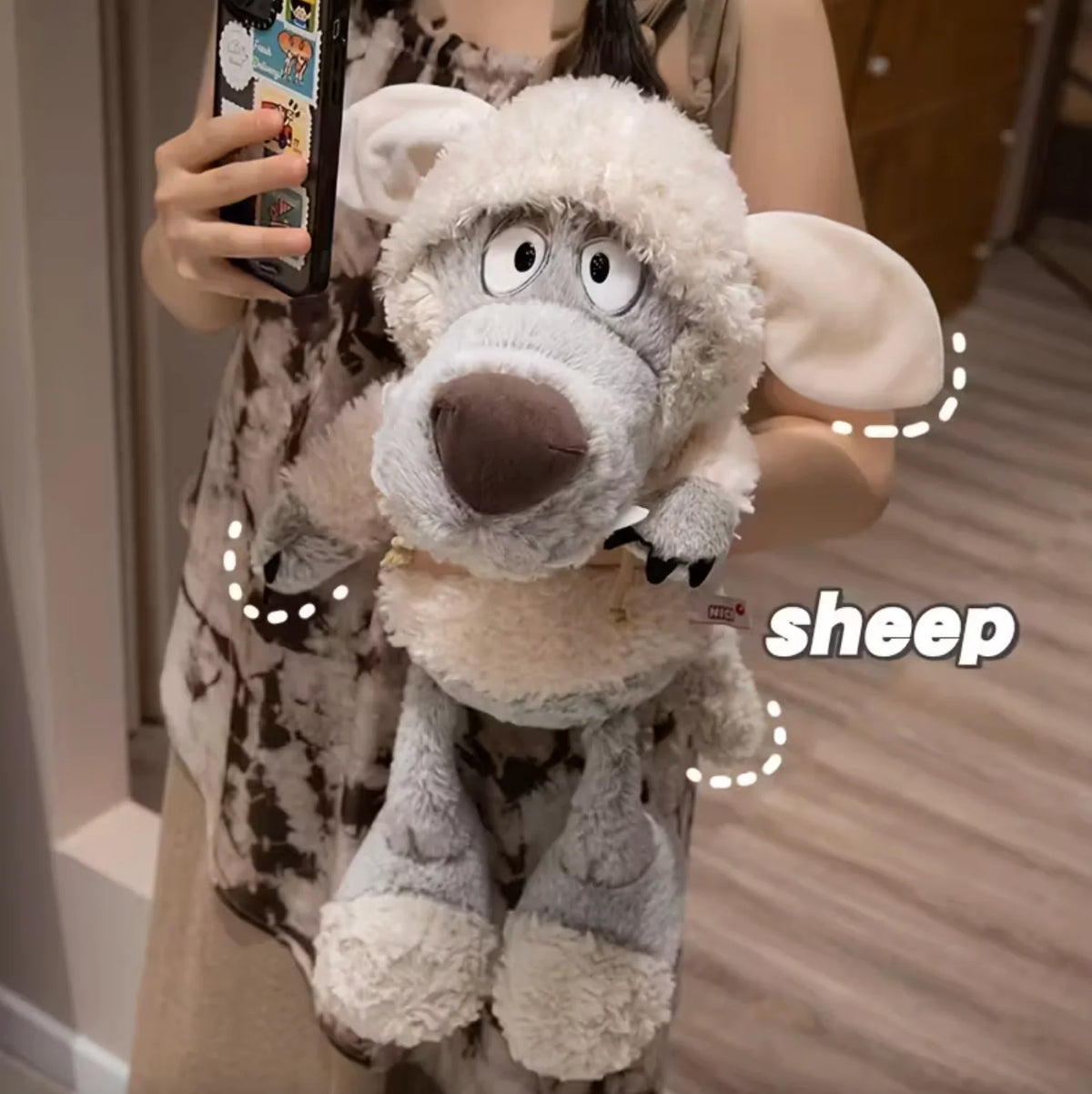 ShadowSnug™ — Experience Comfort with the Cuddle Buddy that Warms Your Heart