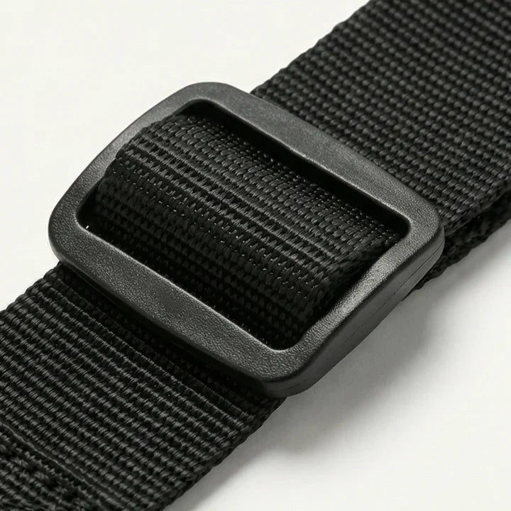 Luggage strap with click buckle – hands free