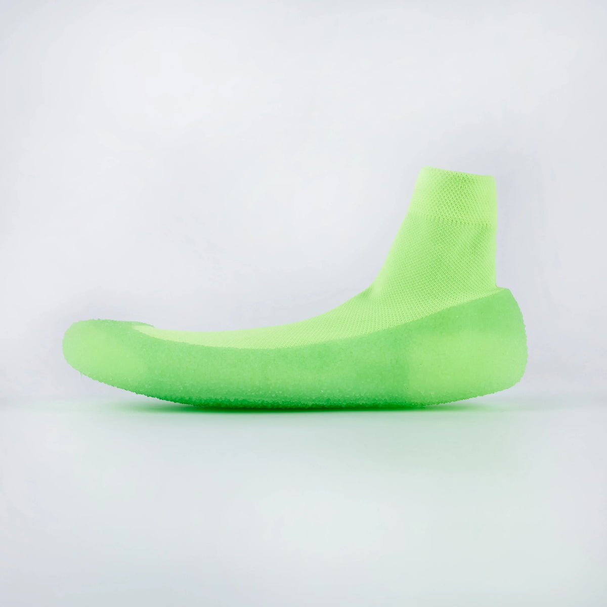 FreedomStep™ — Feel pure freedom and pain-free toes with every step