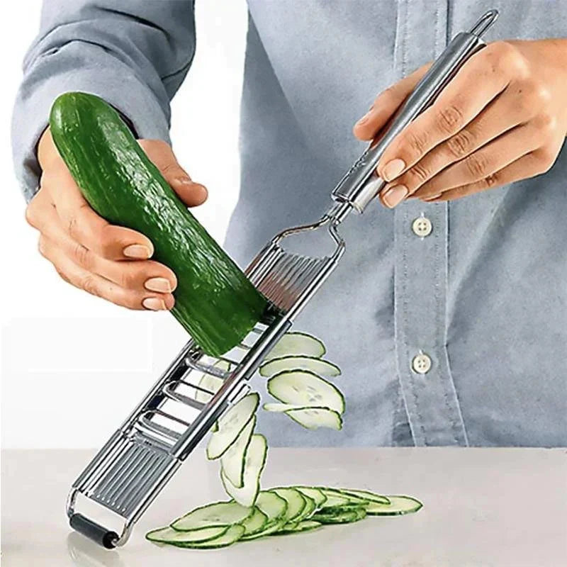 Multifunctional Vegetable Cutter with 4 Blades