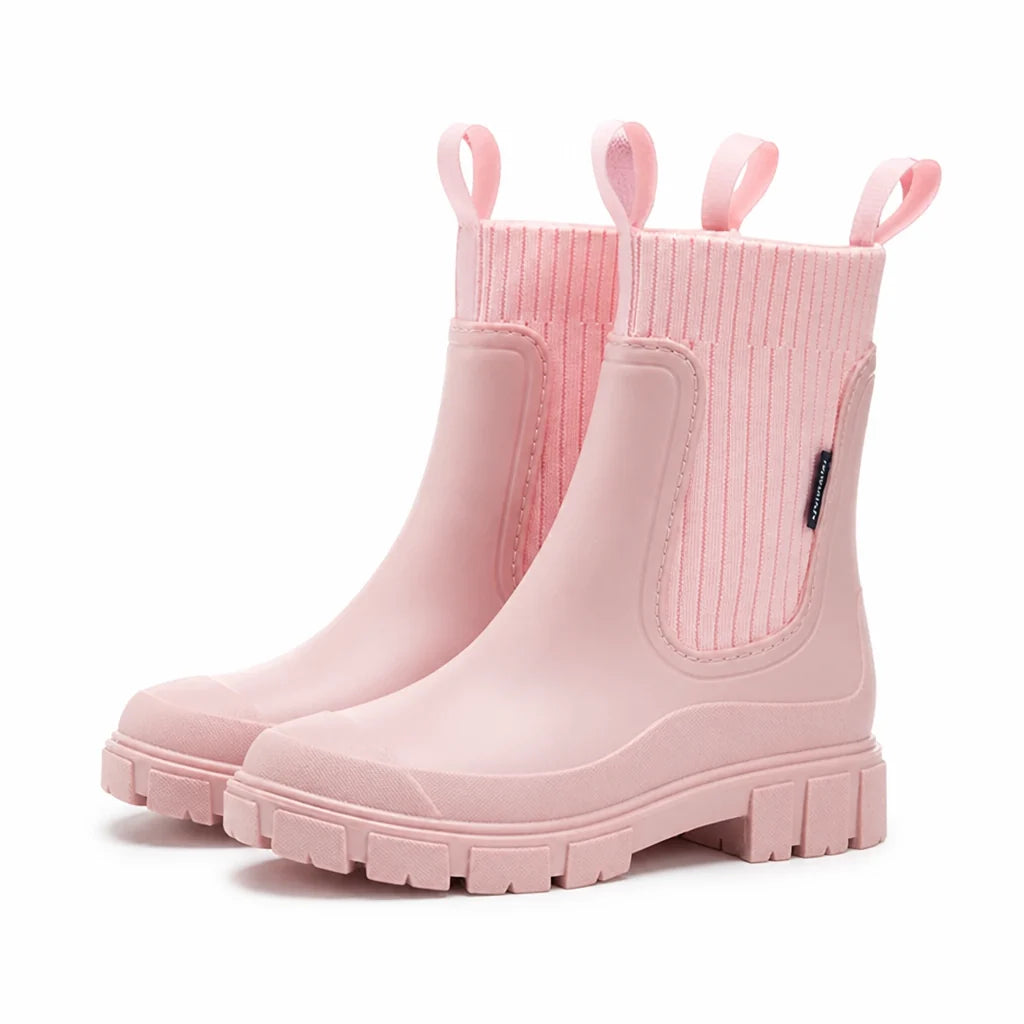 Waterproof Chelsea Boots with Non-Slip Sole and Slip-On Design