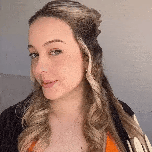Curling iron for various curl styles